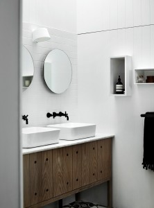 lavabo blanco+grifos negros