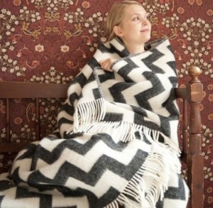 Splendid-Willow-Avenue-Ilse-Jacobsen-Scandinavian-design-Jarbo-Maileg-Ilse-Jacobsen-rubber-boo--Beautiful-Scandinavian-Wool-Blanket-1-492x481